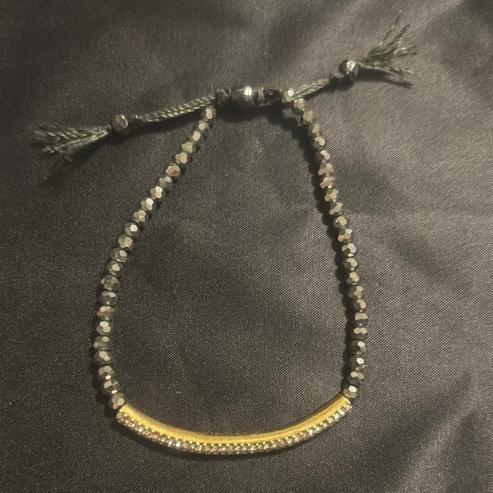 Elegant Black and Gold Beaded Bracelet